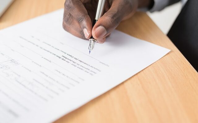 What is the Ontario Standard Form of Lease?