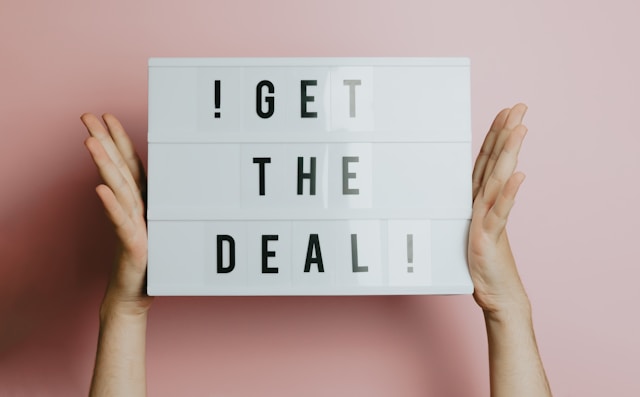 Evaluation Reports to Convert Leads