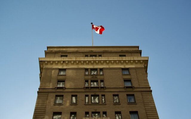 Legal Regulations for Seasonal Rentals by Region in Ontario